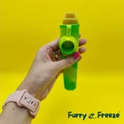 Kép 6/7 - Furry Freeze® fagyipor kutyáknak - BANÁN