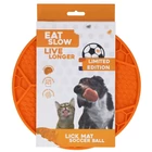 Kép 2/3 - Eat Slow Live Longer focilabda mintás nyalogatós tál / narancssárga